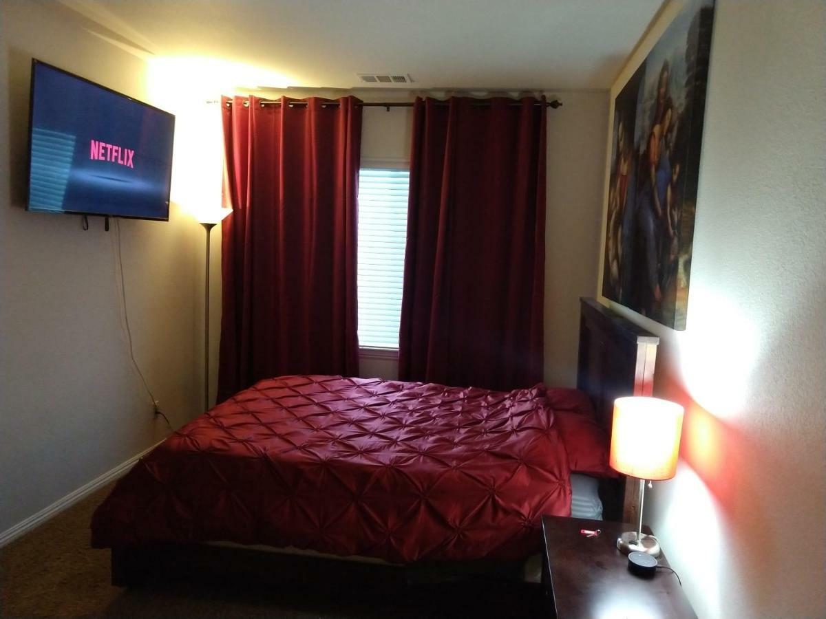 Six Flags Luxury Private Rooms サンタクラリタ エクステリア 写真