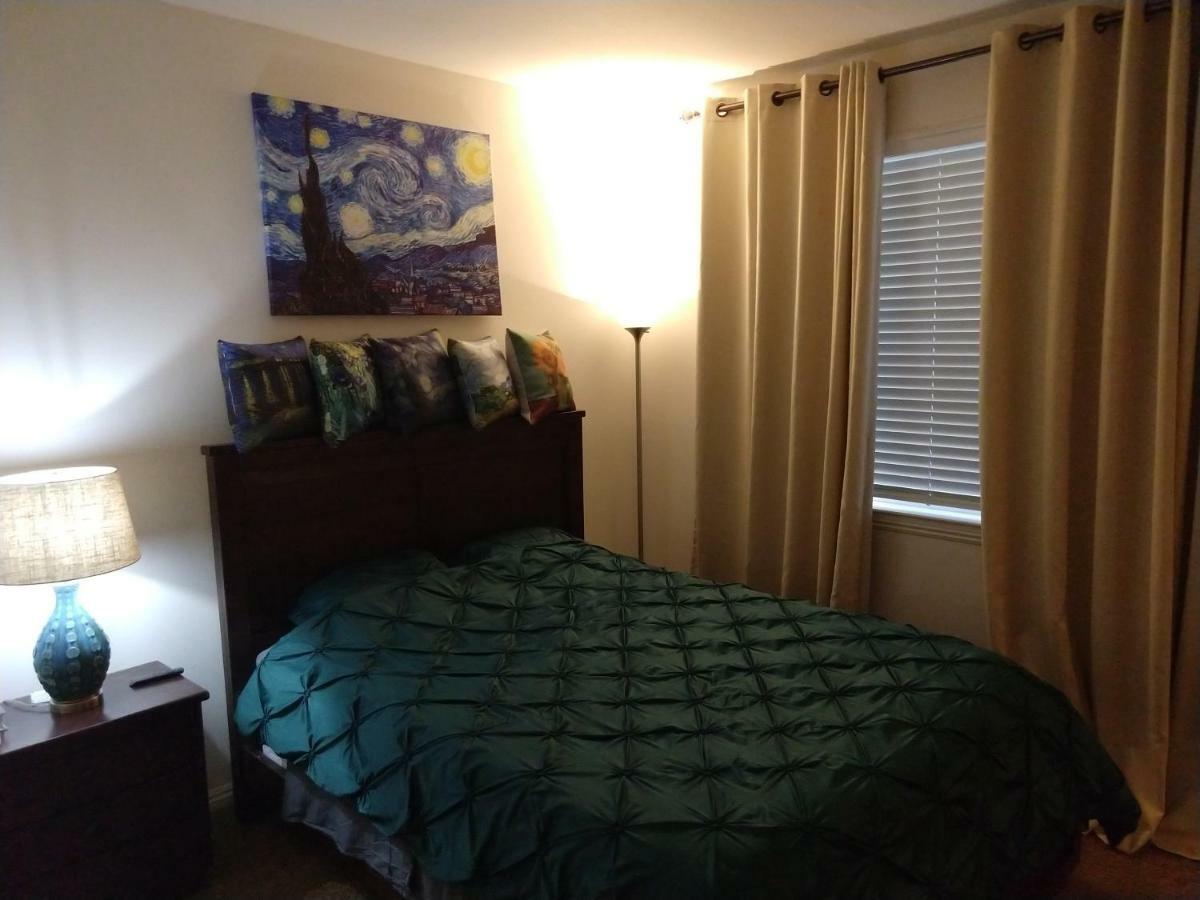 Six Flags Luxury Private Rooms サンタクラリタ エクステリア 写真